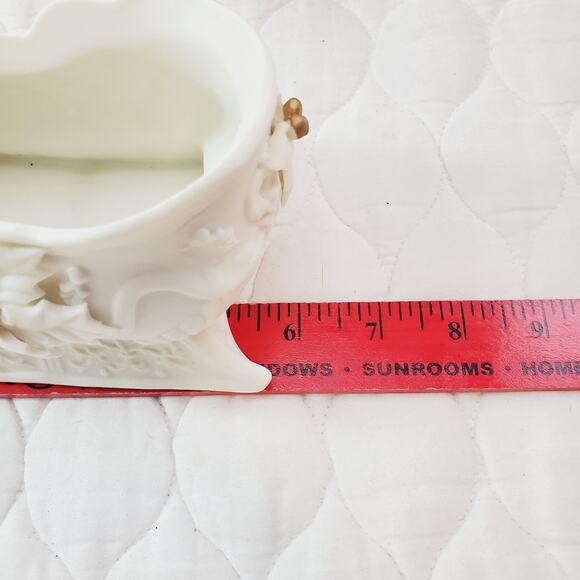 Vintage Elegant Holly Porcelain Sleigh #3579 3D Planter Decor Christmas Holiday - Picture 6 of 10